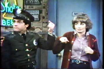 Wayne Powers & Penny Marshall.  Laverne & Shirley.